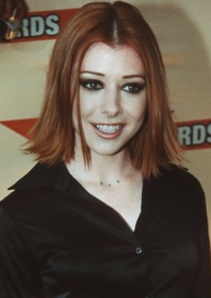 Alyson Hannigan photo