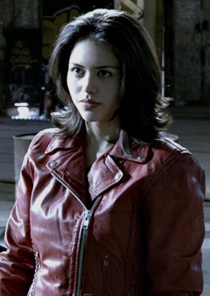 Alyssa Diaz photo