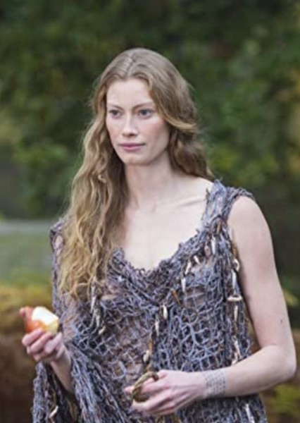 Alyssa Sutherland photo