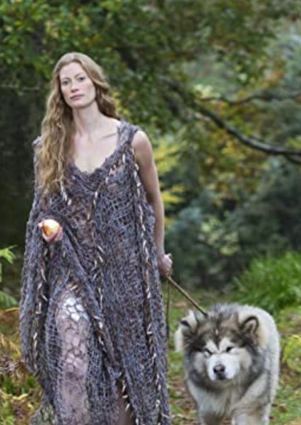 Alyssa Sutherland photo