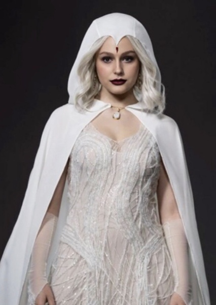 Alyvia Alyn Lind photo