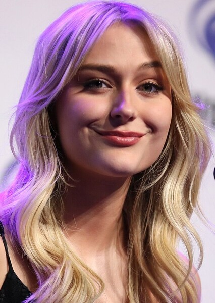 Alyvia Alyn Lind photo