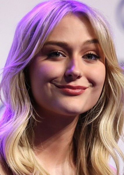 Alyvia Alyn Lind photo