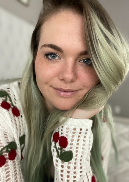 AmaLee photo
