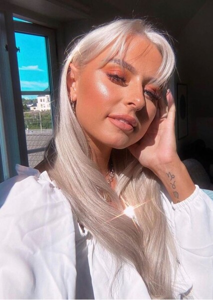 Amalie Olsen photo
