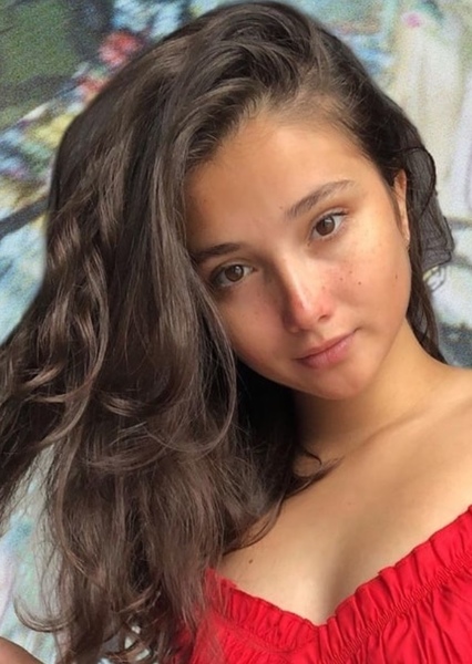 Amanda Arcuri photo