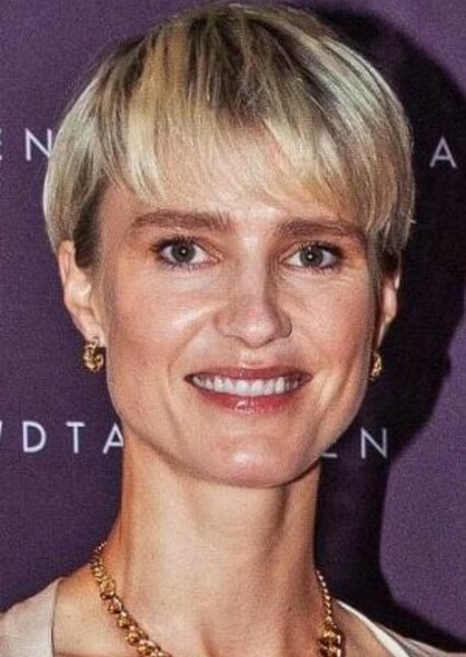 Amanda Collin photo