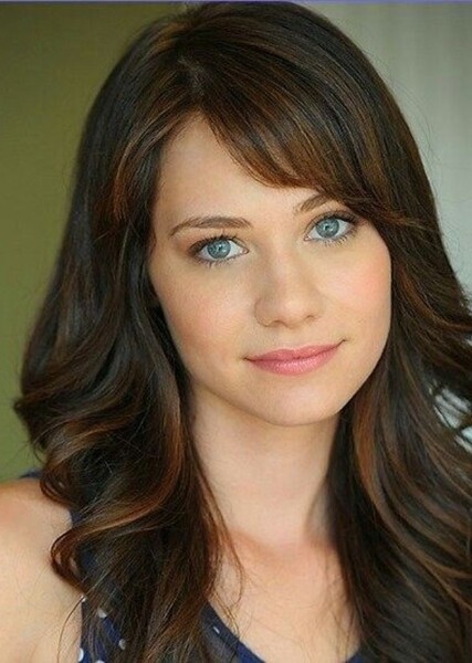 Amanda Leighton photo