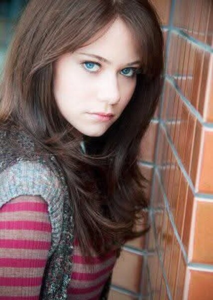 Amanda Leighton photo