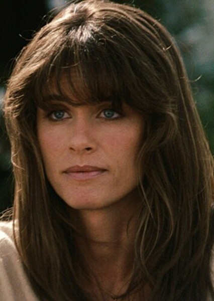 Amanda Peet