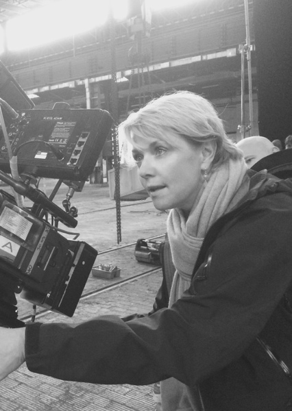Amanda Tapping photo