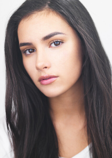 Amanda Troya photo