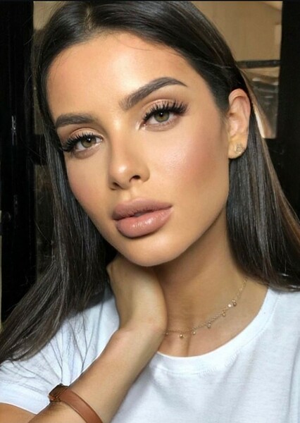 Amanda Wikhel photo