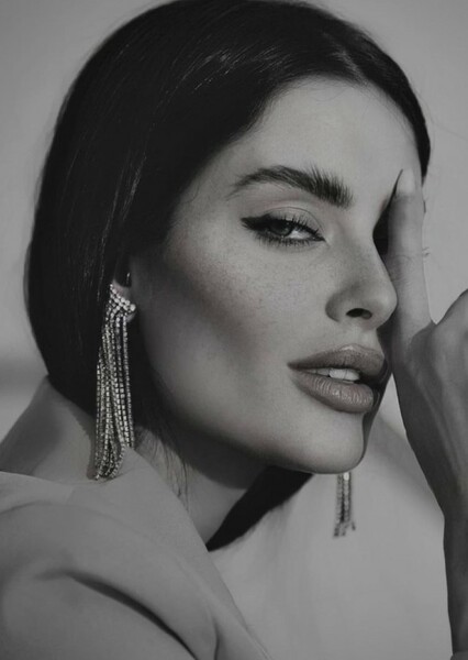 Amanda Wikhel photo