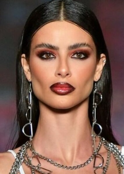 Amanda Wikhel photo