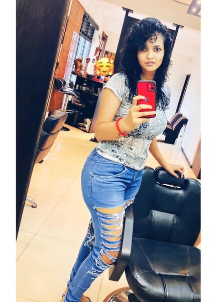 Amaya Adikari photo
