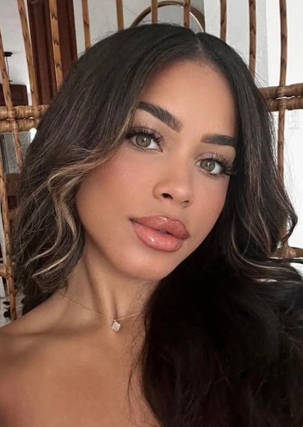 Amaya Espinal