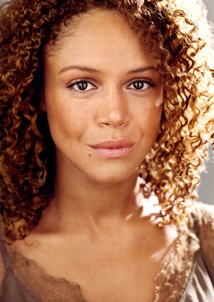 Amber Gray photo