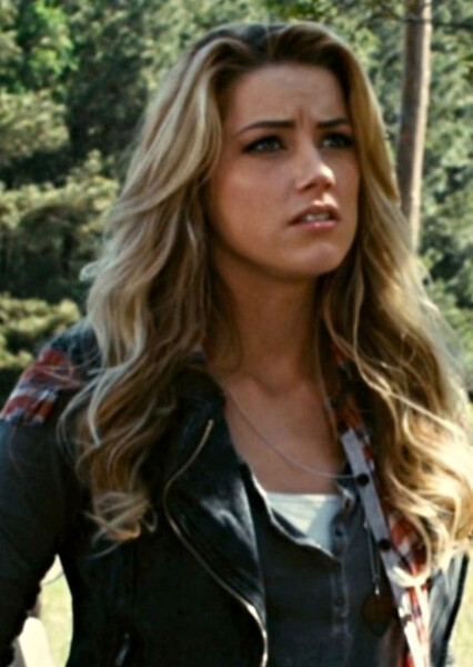 Amber Heard photo