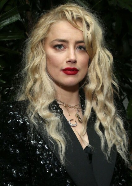 Amber Heard photo