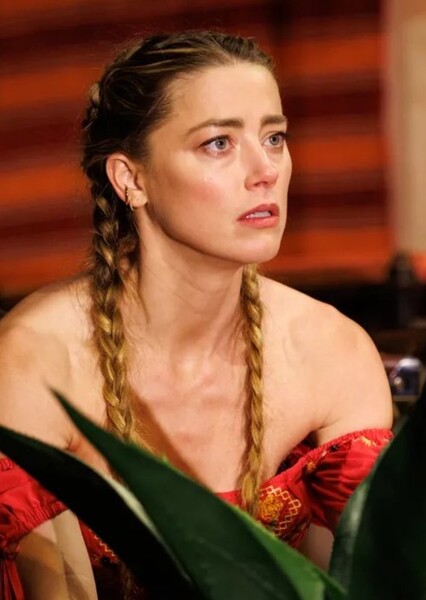 Amber Heard photo