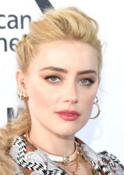 Amber Heard photo