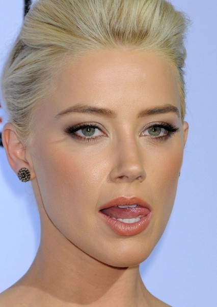 Amber Heard photo