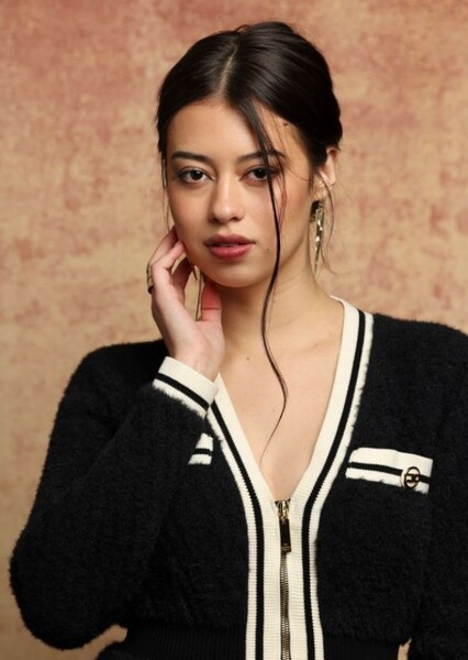 Amber Midthunder photo