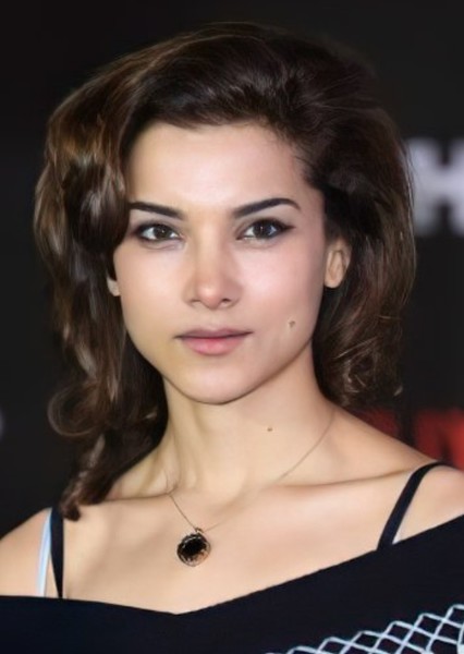 Amber Rose Revah