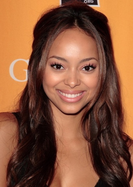 Amber Stevens West photo
