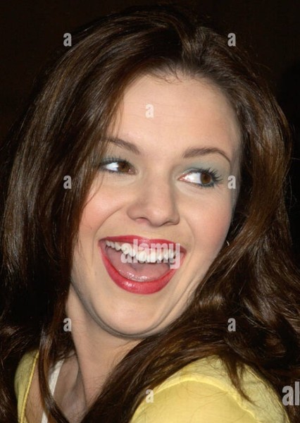 Amber Tamblyn photo