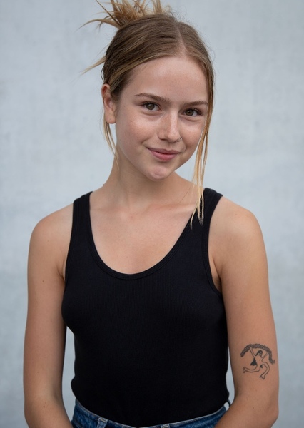 Amélie Hoeferle photo