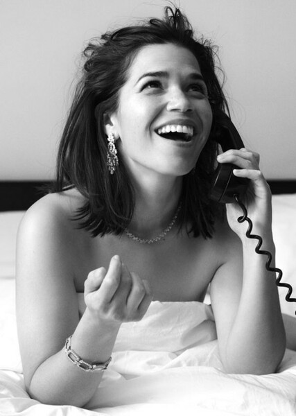 America Ferrera photo