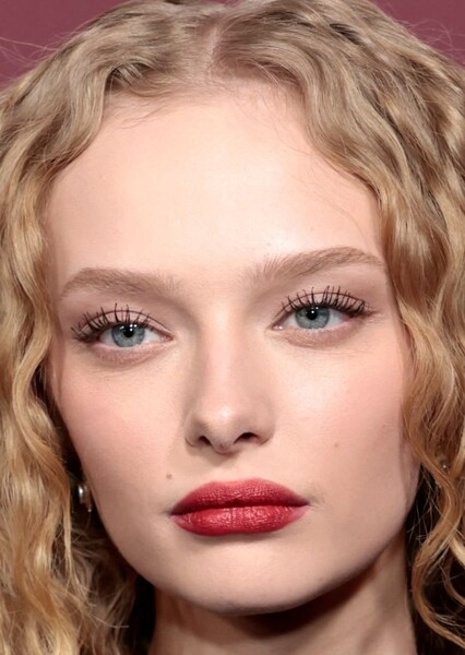 Amiah Miller photo