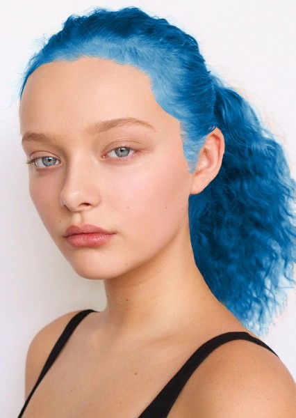 Amiah Miller photo