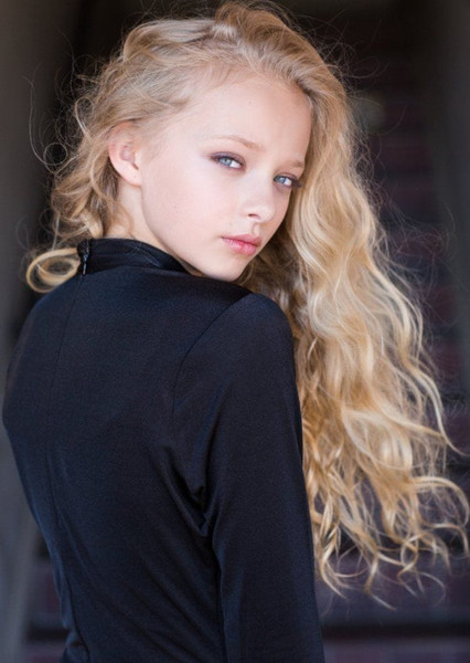 Amiah Miller photo