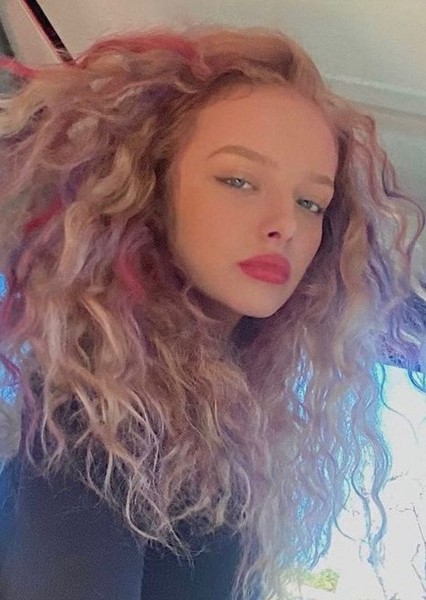 Amiah Miller photo
