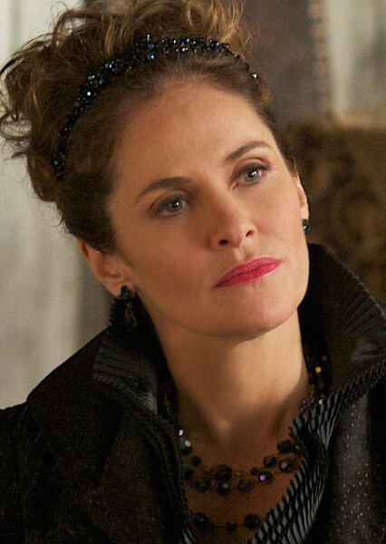 Amy Brenneman photo