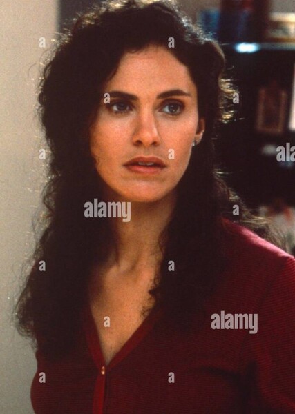 Amy Brenneman