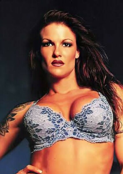 Amy Dumas photo
