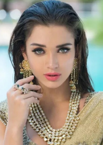Amy Jackson photo