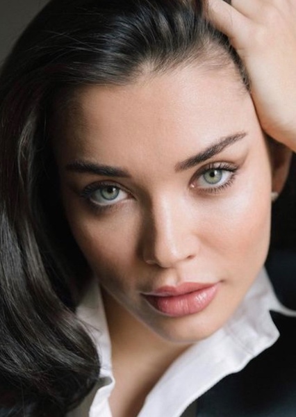 Amy Jackson photo