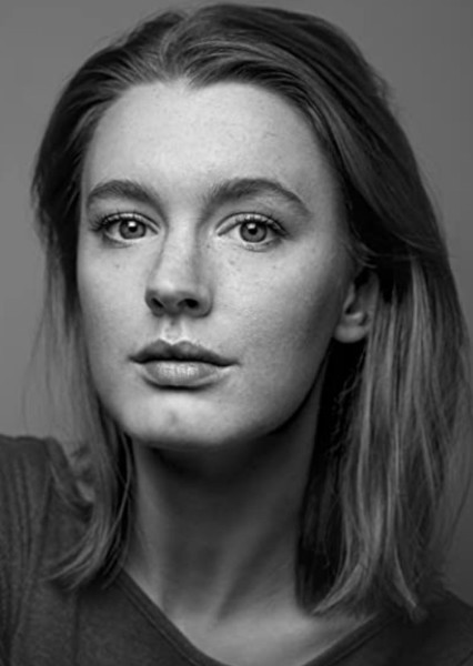 Amy James-Kelly photo