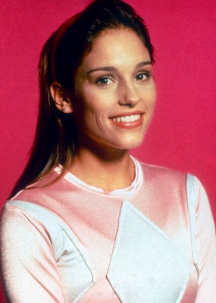 Amy Jo Johnson photo