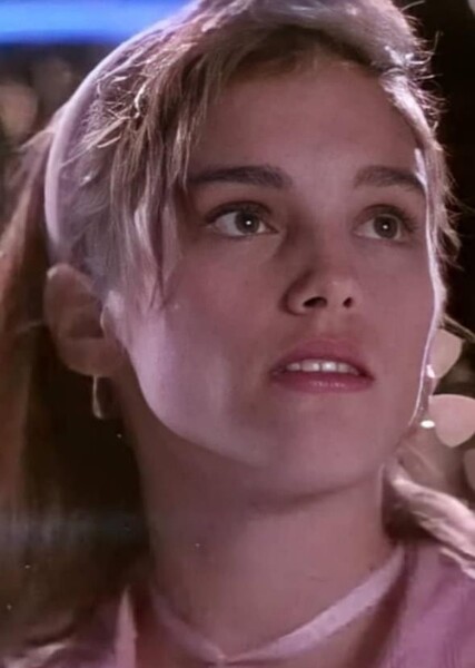 Amy Jo Johnson photo