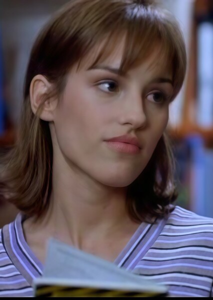 Amy Jo Johnson photo