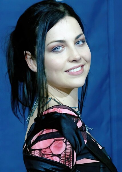 Amy Lee photo
