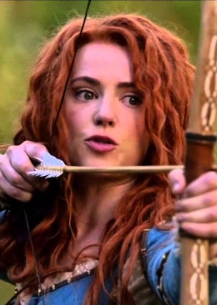Amy Manson photo