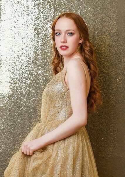 Amybeth McNulty photo