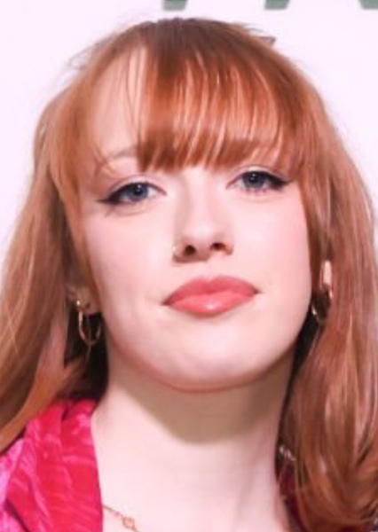 Amybeth McNulty photo